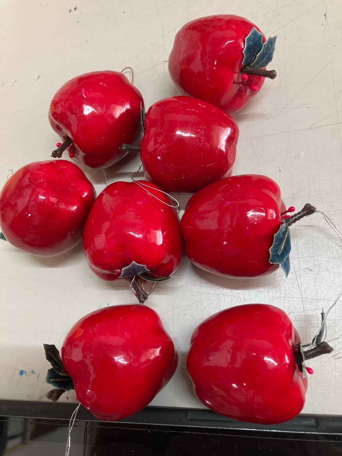 8x Decoratieve Appeltjes - 4,5 cm, Ophalen of Verzenden, Gebruikt, Rood