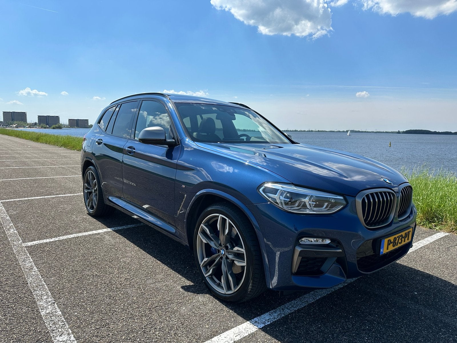 BMW X3 M40i | BOMVOL | 360 PK | PANO | Dealer OH |  BTW, Auto's, Automaat, Zwart, 2000 kg, Blauw