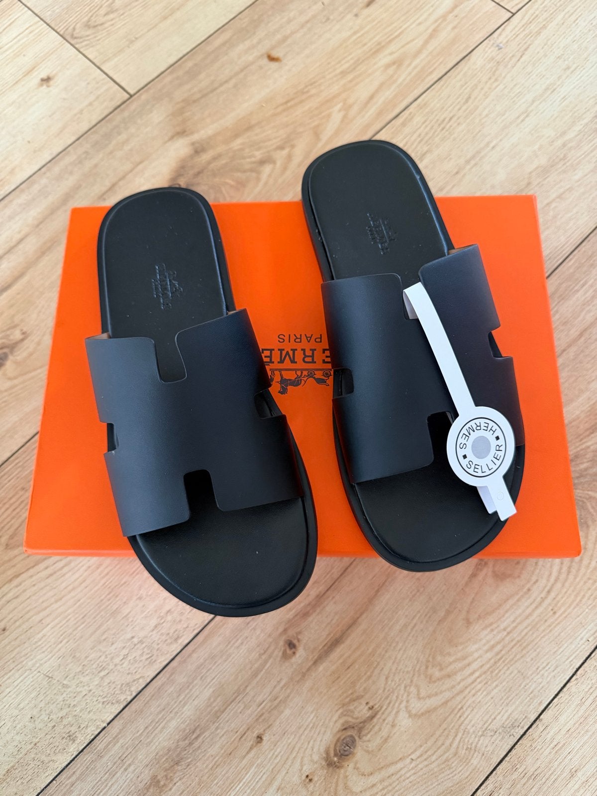 Hermès slippers zwart - beschikbaar