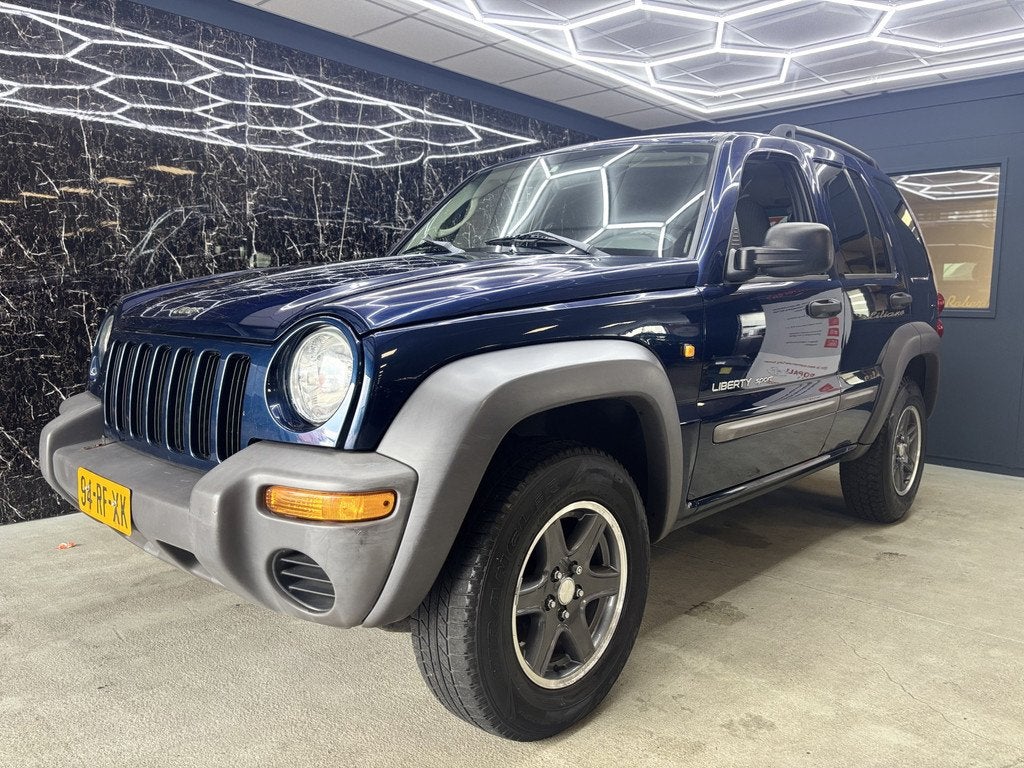 Jeep Cherokee 2.4i Sport (bj 2004), Auto's, Jeep, Stof, Gebruikt, Zwart, 4 cilinders