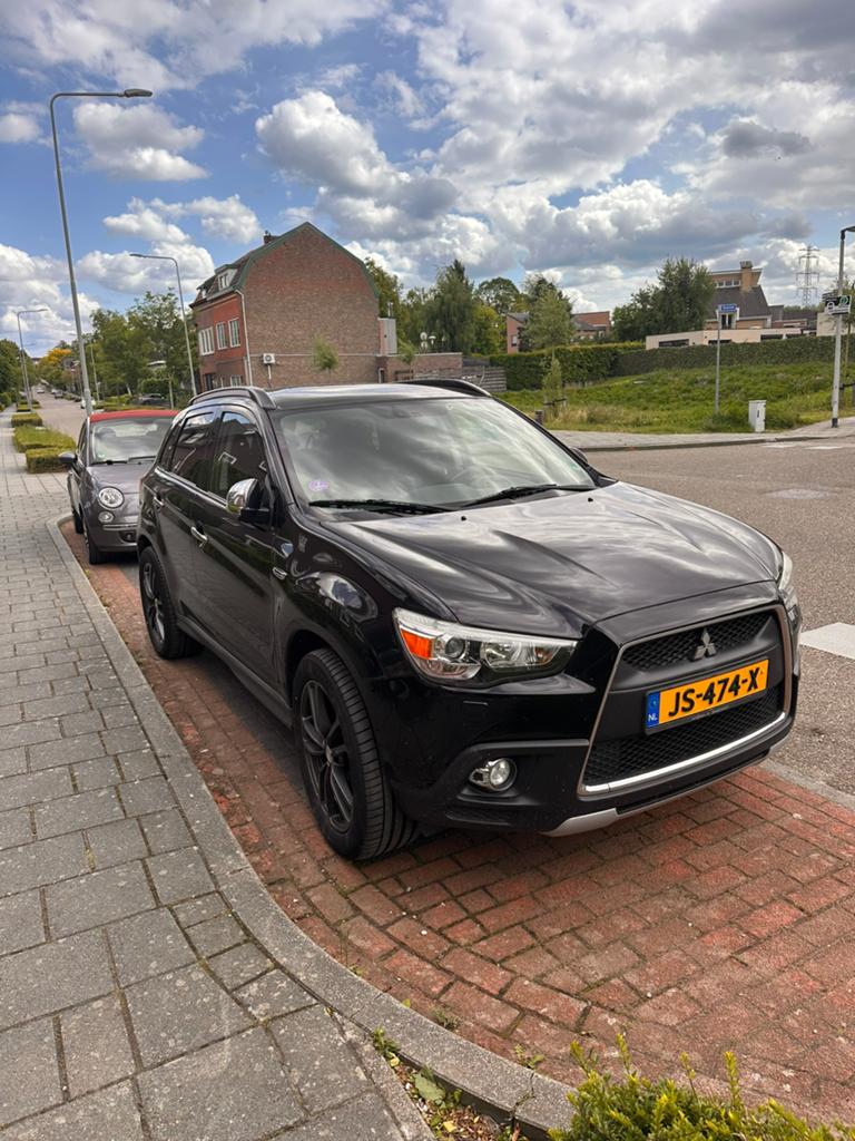 Mitsubishi ASX 1.6 2012 Zwart, Auto's, Voorwielaandrijving, 4 cilinders, 1590 cc, Zwart