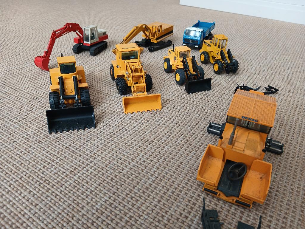 miniatuur wegenbouw machines, Overige merken, Ophalen of Verzenden, Zo goed als nieuw, Groter dan 1:32