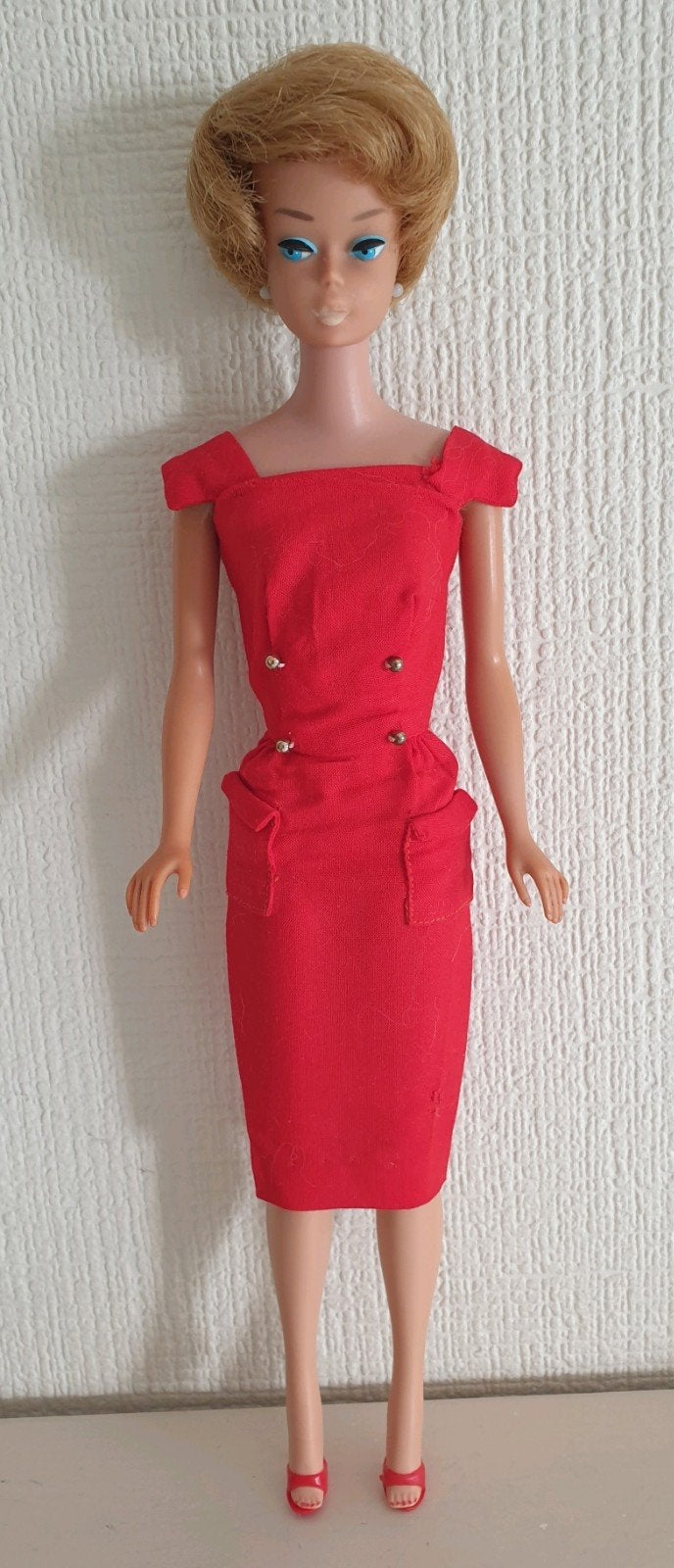 barbie bubble cut Mattel in #986 sheath sensation 1961/19664, Ophalen of Verzenden, Pop