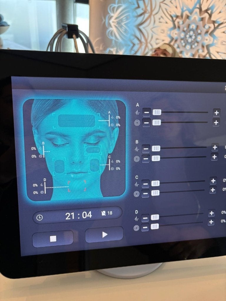 Professioneel EMS Face apparaat – Complete set – Nieuwstaat, Ophalen, Zo goed als nieuw, Overige typen