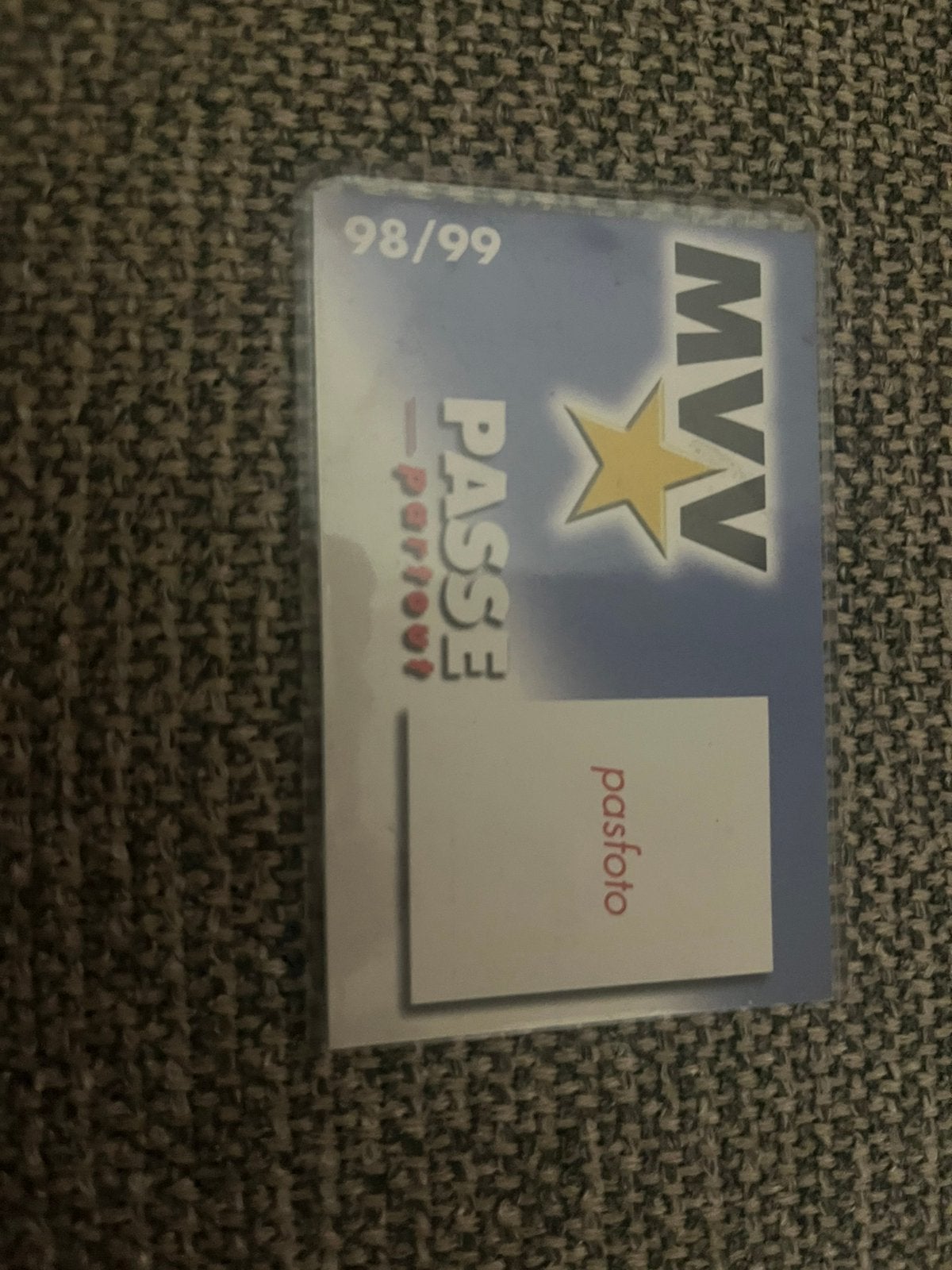 PASSE PARTOUT MVV 97-98, Verzamelen, Sportartikelen en Voetbal, Ophalen of Verzenden, Zo goed als nieuw, Buitenlandse clubs, Overige typen