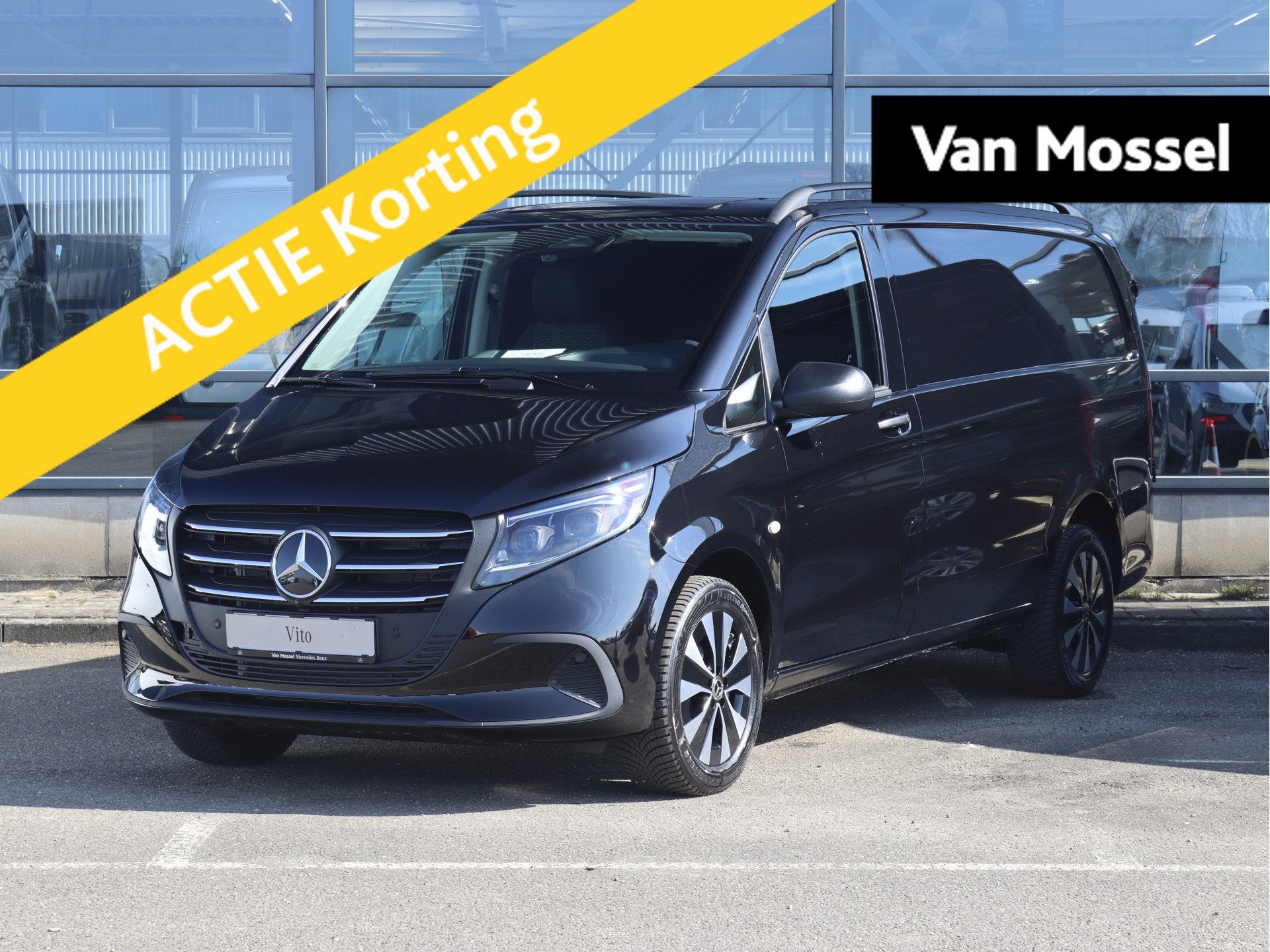 Mercedes-Benz Vito 114 CDI GB L2 PRO (bj 2025), Automaat, 12 maanden, Zwart, 4 cilinders