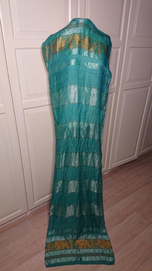 Verschillende Pashmina sjaals shawl omslagdoek, Ophalen of Verzenden, Zo goed als nieuw, Maat 46/48 (XL) of groter, Sjaal