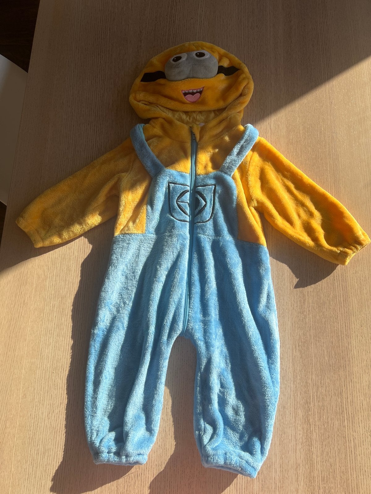 Minion Onesie voor baby's - Geel/Blauw, Kinderen en Baby's, Ophalen, Gebruikt, Jongen of Meisje