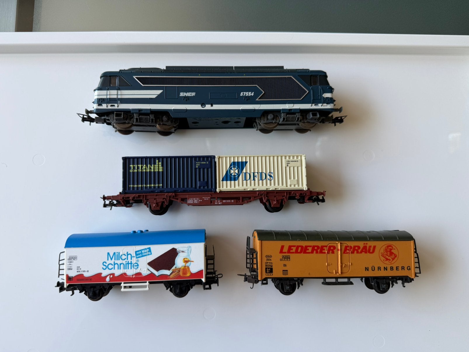 Jouef H0 SNCF diesellocomotief + 3 goederenwagens, Ophalen, Gebruikt, Jouef, Analoog