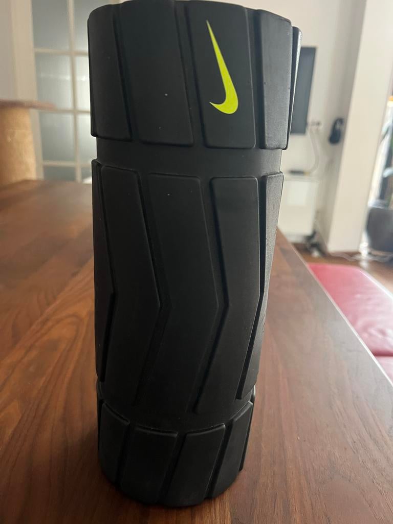 Nike Recovery Foamroller 33 cm, Ophalen of Verzenden, Zo goed als nieuw, Armen, Foamroller