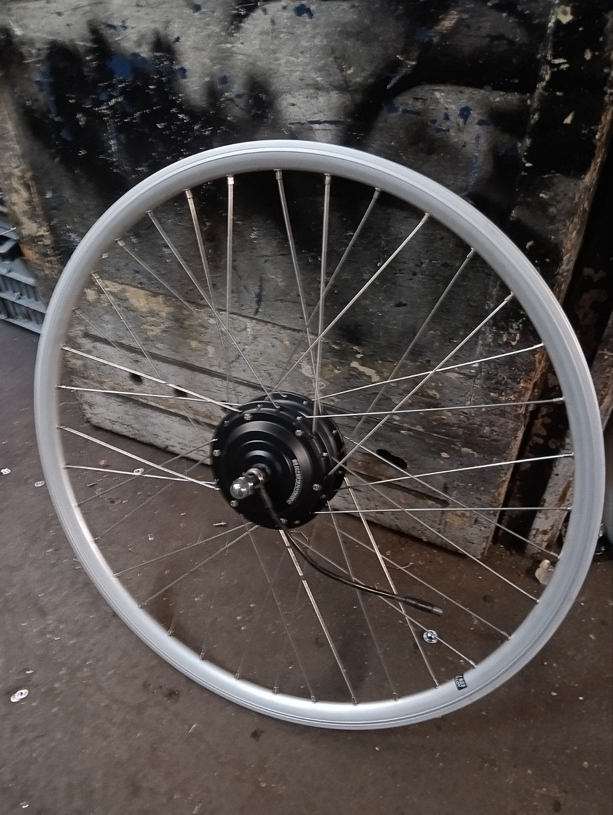 Qwic voorwiel motor ongebruikt, Ophalen, Motor