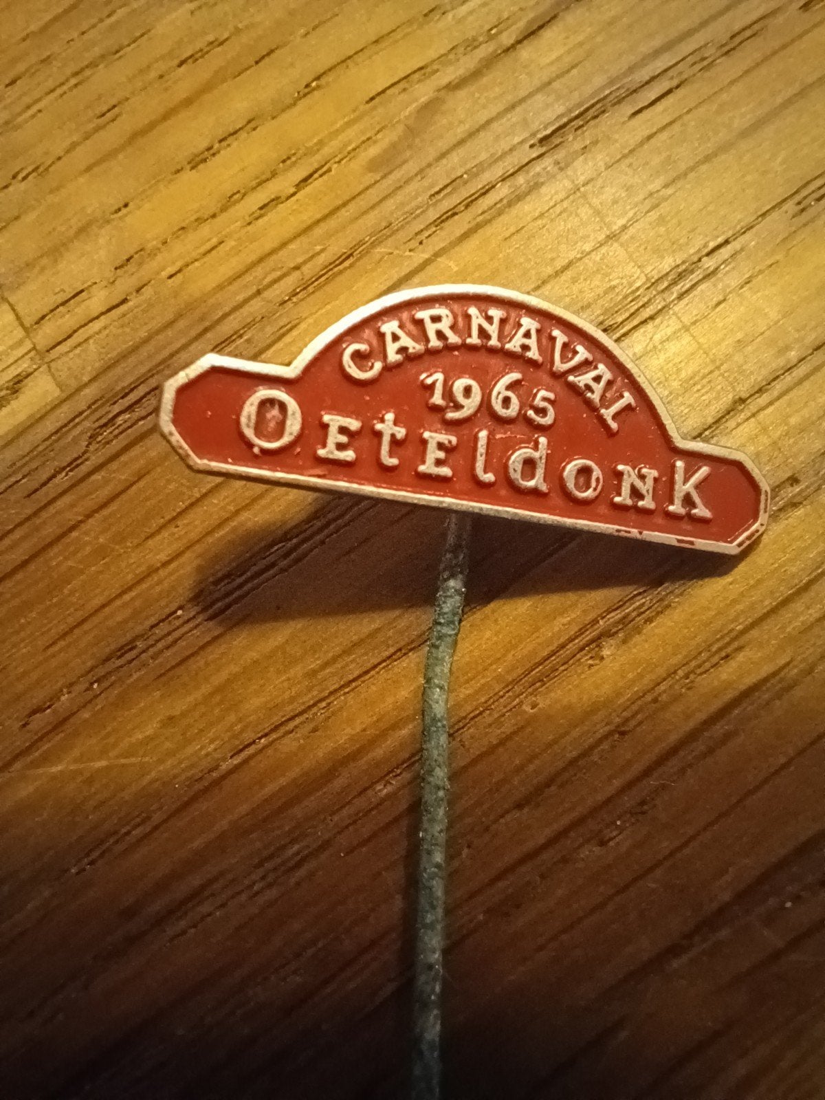 Speldje Carnaval 1965 Oeteldonk, Ophalen, Gebruikt, Overige onderwerpen, Speldje of Pin