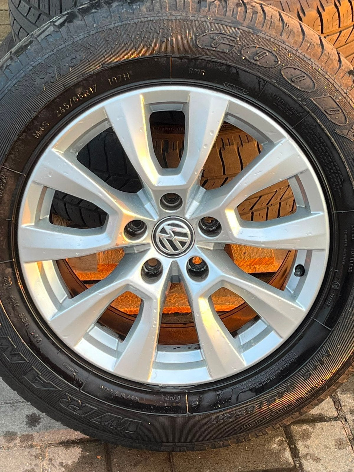 Volkswagen 17 inch Amarok velgen steek 5x120, Ophalen, Banden en Velgen, 17 inch, All Season