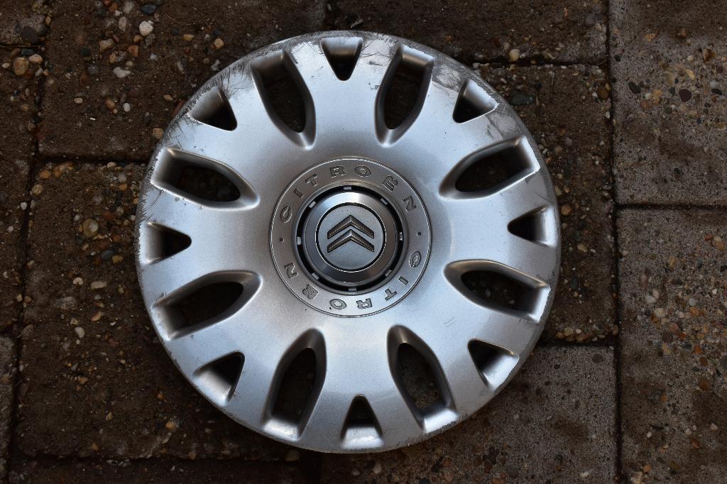 1 losse originele wieldop Citroen Xsara Picasso 15 inch, Auto diversen, Wieldoppen, Ophalen of Verzenden, Gebruikt