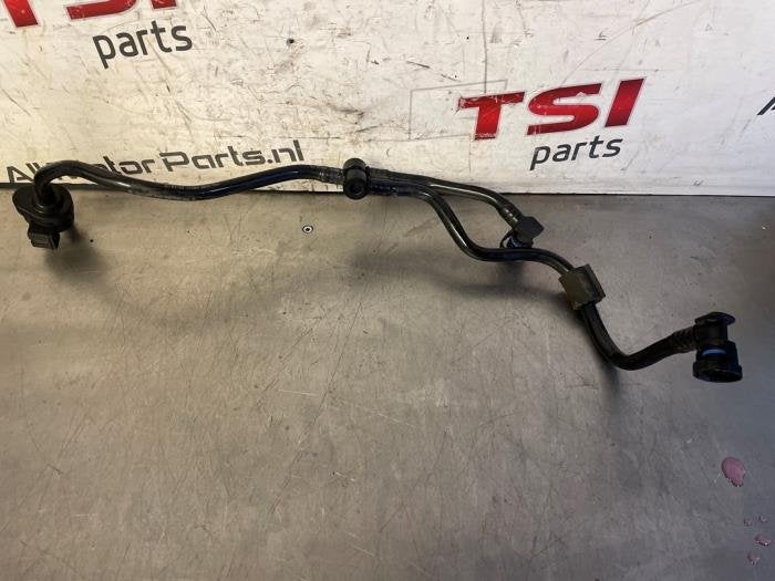 Leiding (diversen) van een Volkswagen Golf, Gebruikt, -, Volkswagen, -