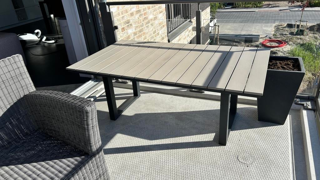 Prachtige tuintafel Bellagio, Ophalen, Zo goed als nieuw, Aluminium, Eettafel