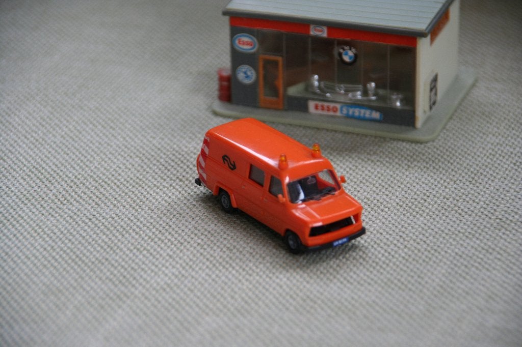 PRALINE 1:87, Ford Transit 1e generatie facelift NS werk (4), Hobby en Vrije tijd, Modelauto's | 1:87, Ophalen of Verzenden, Gebruikt