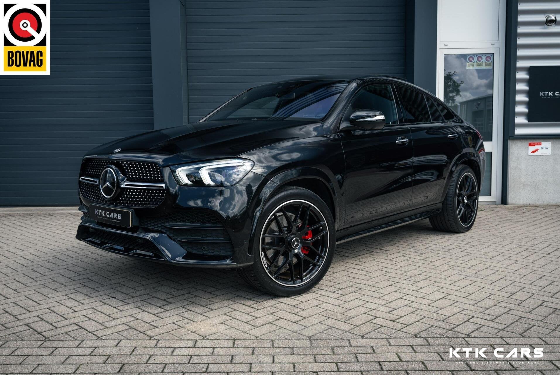Mercedes GLE-klasse 350e 4MATIC AMG|Pano|Burnmester|360cam|M, Auto's, Gebruikt, Euro 6, 4 cilinders, Automatische klimaatregeling