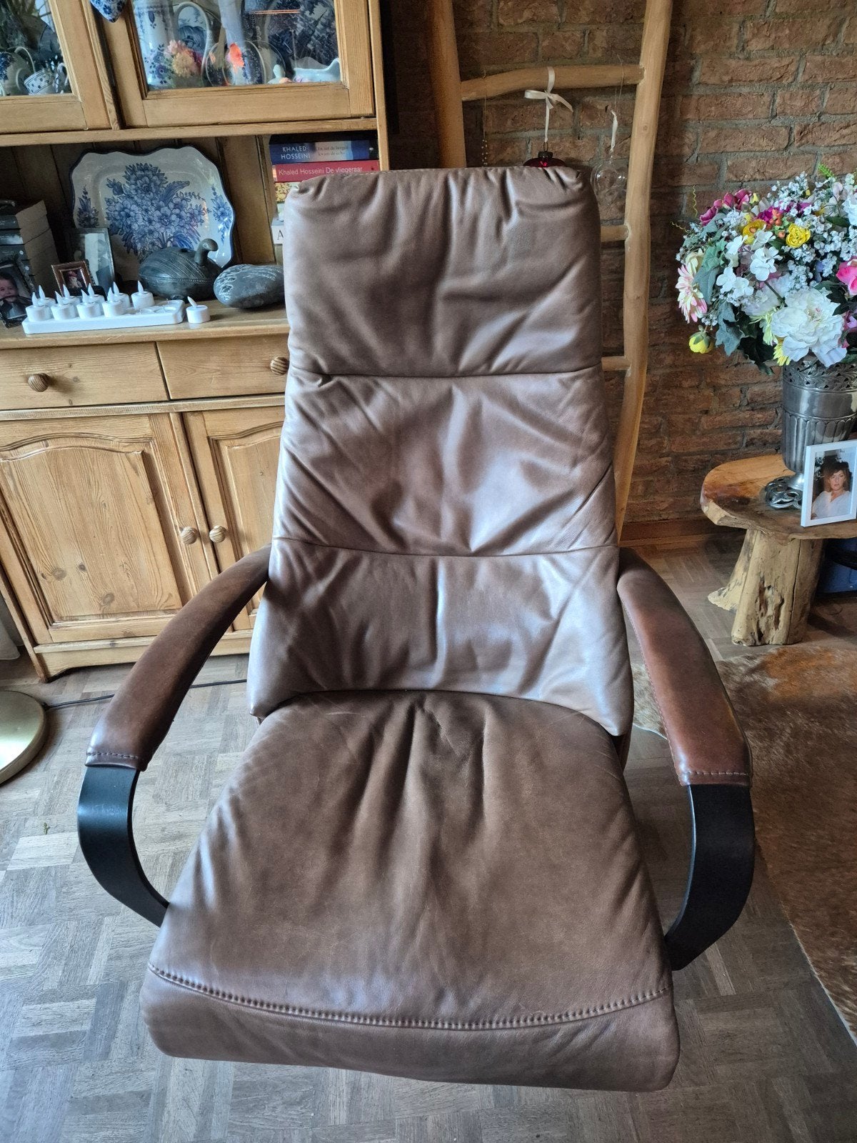 Luxe Prominent Relaxfauteuil - Bruin Leer, Huis en Inrichting, Ophalen, Modern, Comfortabel, Bruin, Zo goed als nieuw