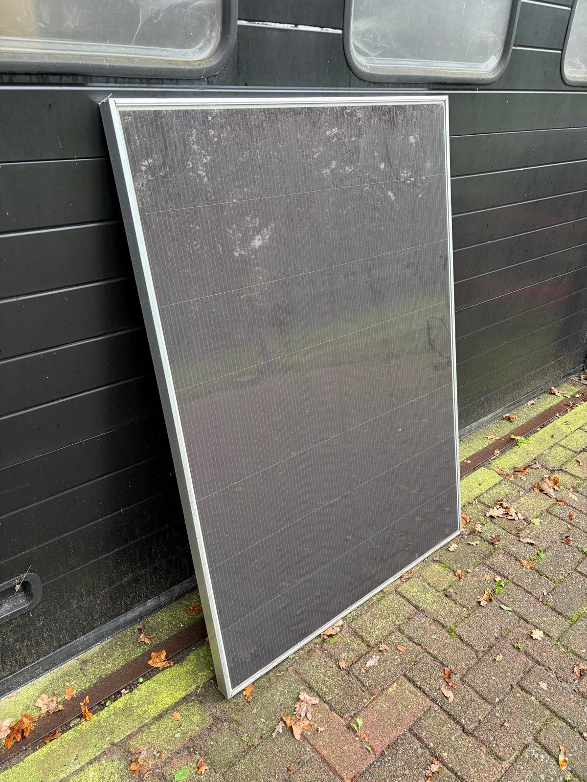 Compleet zonnepanelensysteem met omvormers en bevestiging, Ophalen, Gebruikt, Compleet systeem, 200 wattpiek of meer