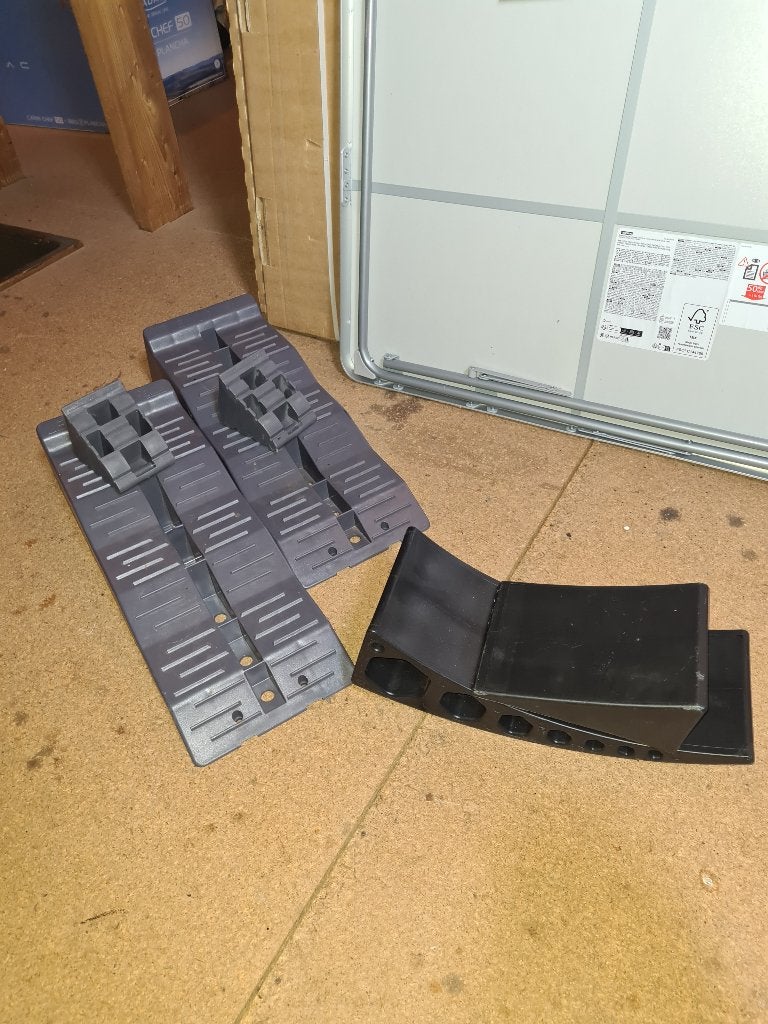 Te koop caravan levellers, Ophalen of Verzenden, Zo goed als nieuw