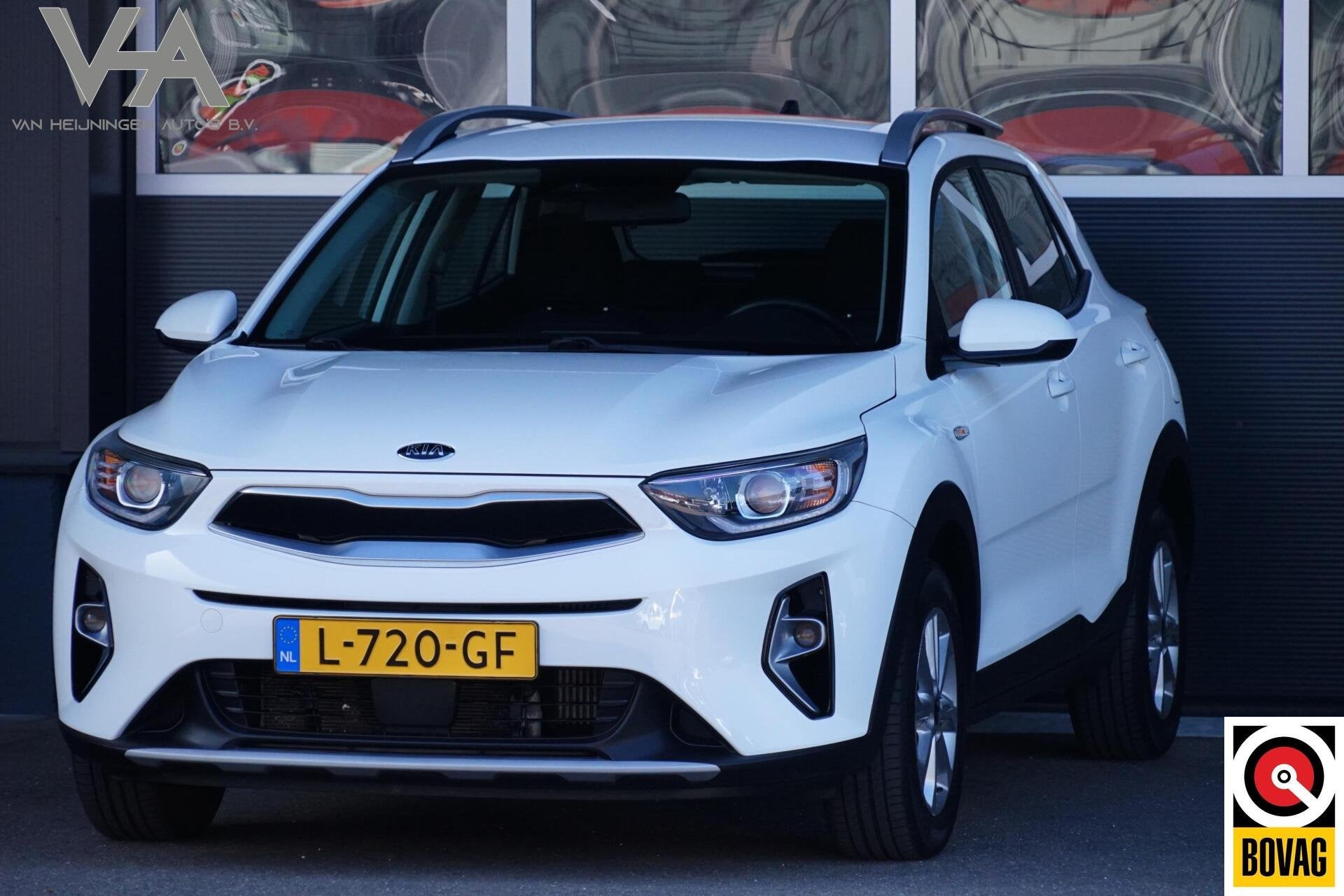 Kia Stonic 1.0 T-GDi MHEV DynamicLine NL, clima, cam. CarPla, Auto's, Voorwielaandrijving, Dealer onderhouden, 450 kg, Gebruikt