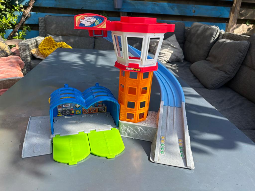 Little People Vliegveld/Garage - Gratis Ophalen, Ophalen, Gebruikt, Bouwen