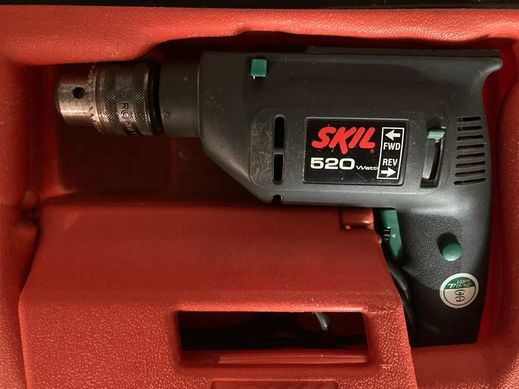 Skil Boormachine 520 Watt - Gebruikt maar functioneel, Boormachine, Gebruikt, Variabele snelheid, Ophalen of Verzenden
