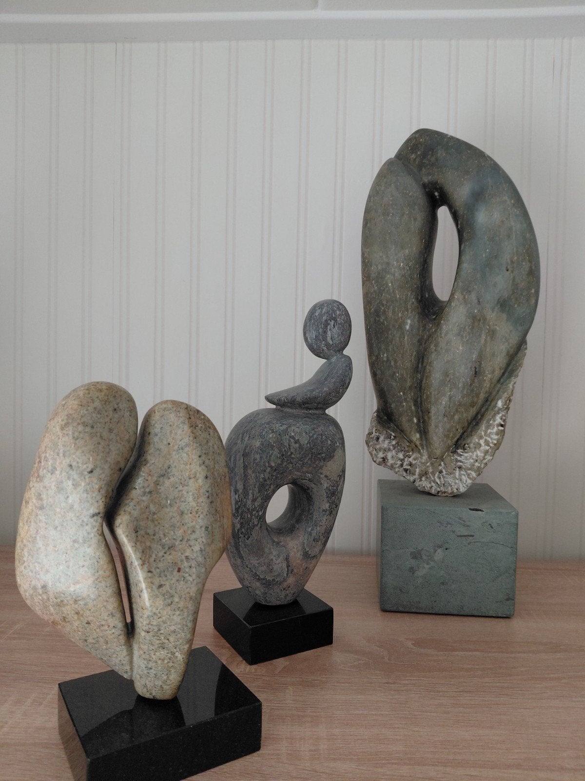 Abstracte stenen sculpturen - Diverse stijlen en materialen, Antiek en Kunst, Ophalen of Verzenden, 20 - 50 cm, Steen of Keramiek