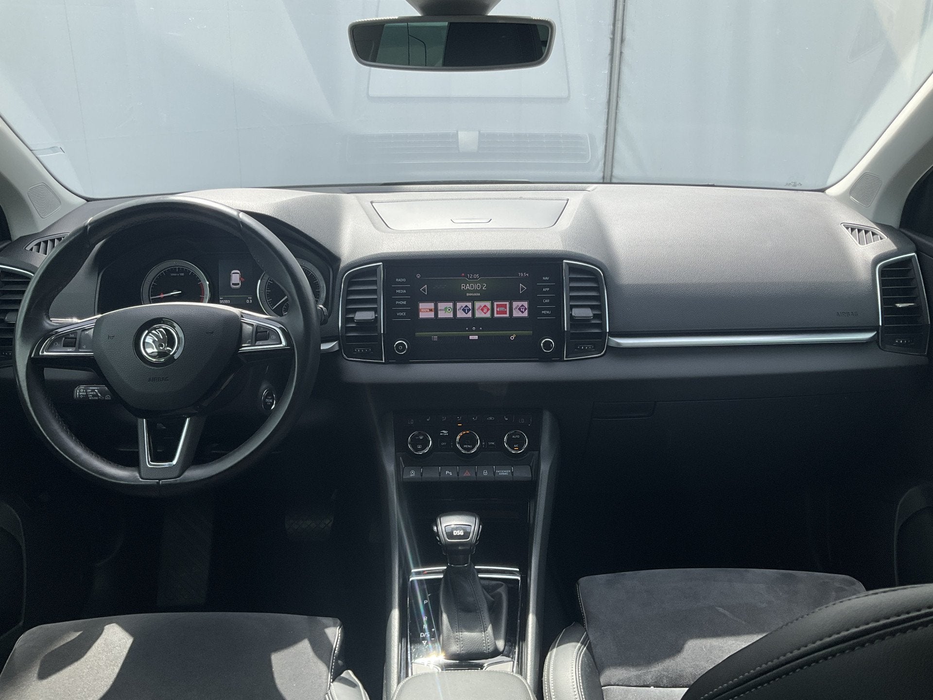 Skoda Karoq 1.5 TSI ACT Style Memory Stoelverw Adapt.Cruise, Auto's, Skoda, Euro 6, 4 cilinders, 150 pk, Karoq