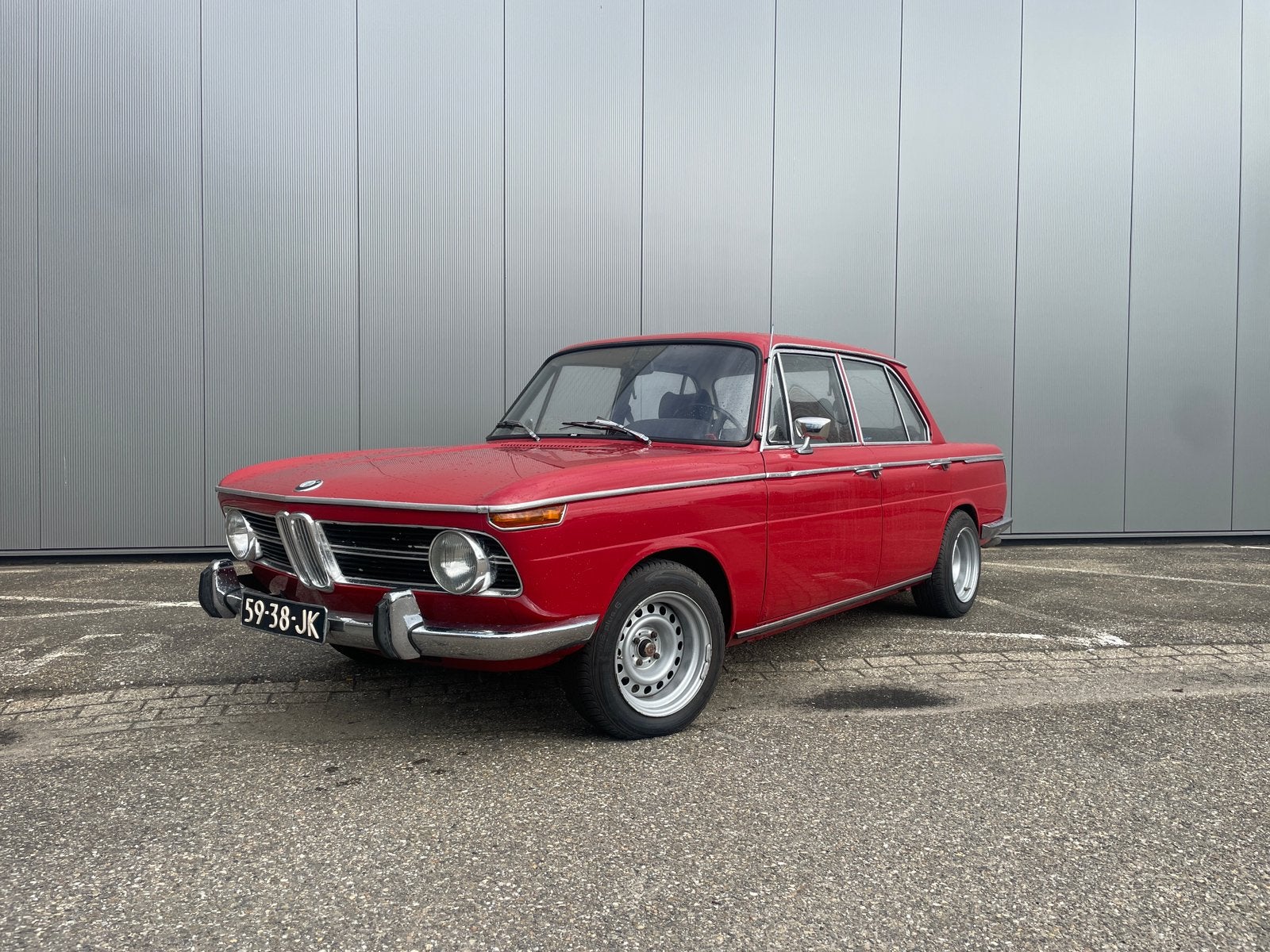 BMW 1800 1.8 1969 Rood apk wegenbelasting vrij origineel nl, Auto's, 1766 cc, 4 cilinders, Origineel Nederlands, Handgeschakeld