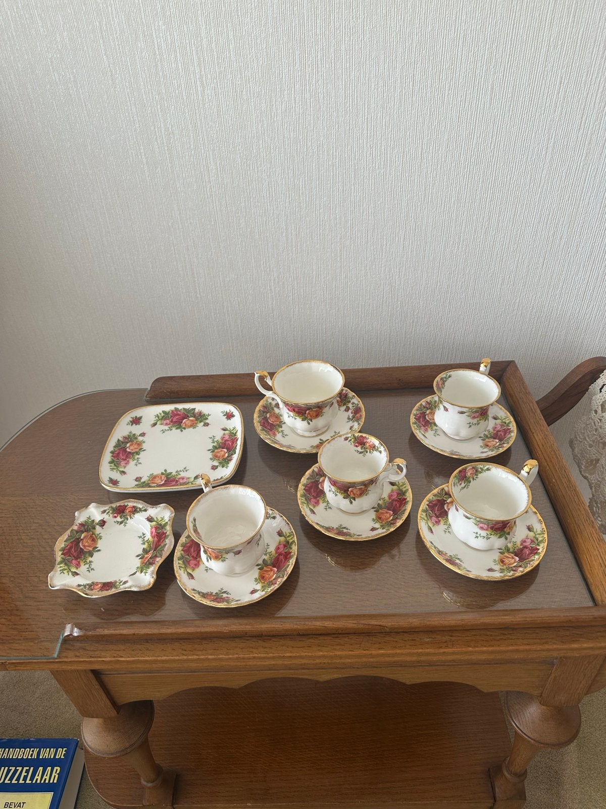 7-delige Royal Albert 'Old Country Roses' porseleinen set, Ophalen