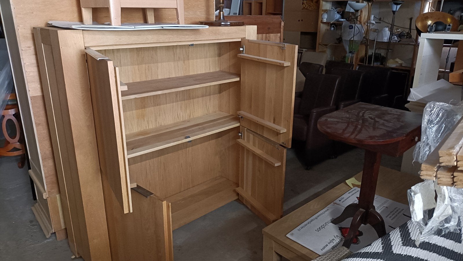Tv kast wandkast, Ophalen