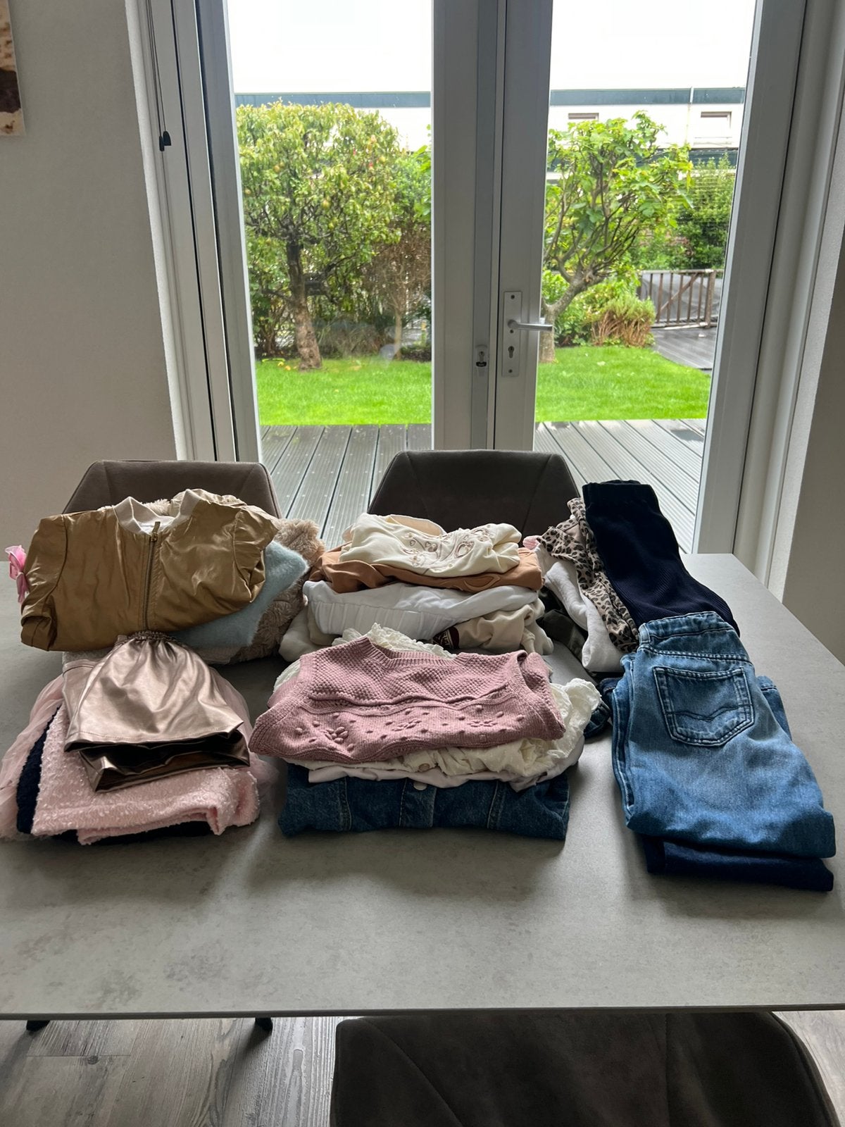 Kledingpakket meisje maat 122/ 128 , aantal 23 stuks, Kinderen en Baby's, Kinderkleding | Maat 128, Ophalen of Verzenden, Gebruikt