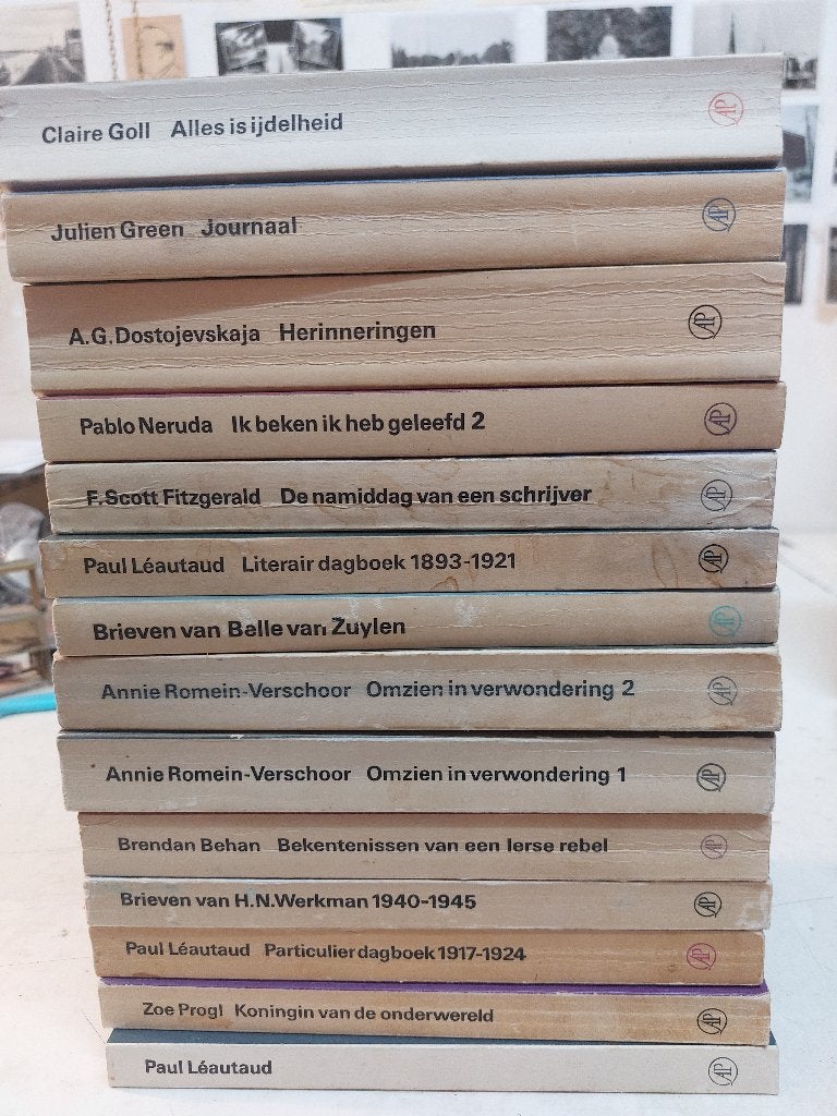 Partij van 47 delen van Privé Domein., Verzenden, Zo goed als nieuw