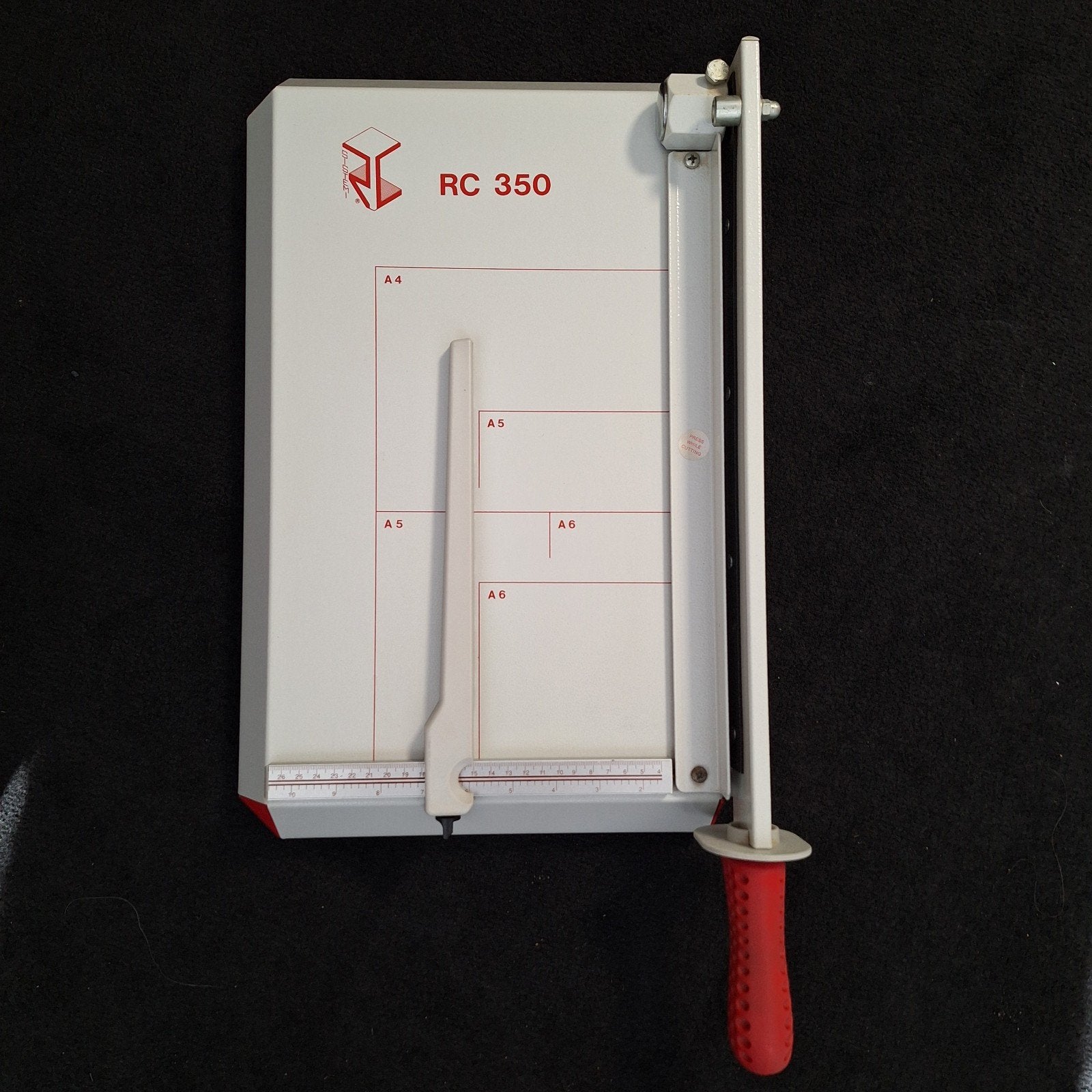 RC 350 Guillotine Papiersnijder, Ophalen, Gebruikt