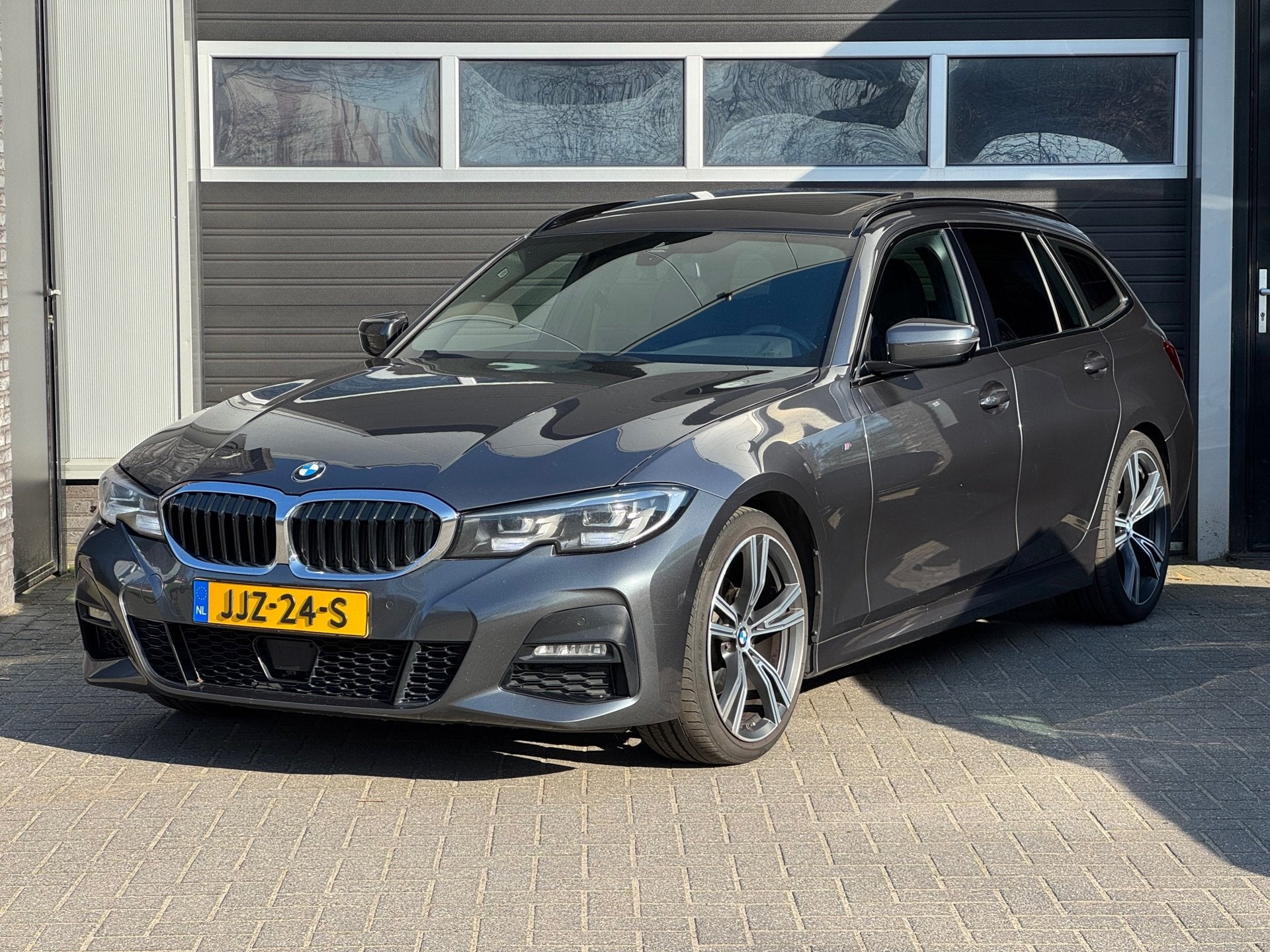 BMW 3-serie Touring 320d M Sport, Xenon/Led, Pano, Ambient,, Automaat, Achterwielaandrijving, Euro 6, 23 km/l
