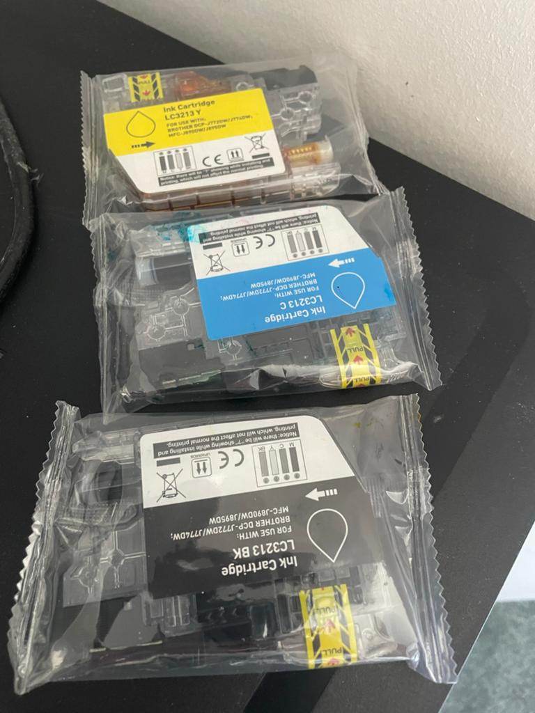 Defecte Brother DCP-J572DW printer + nieuwe cartridges, Ophalen, Niet werkend