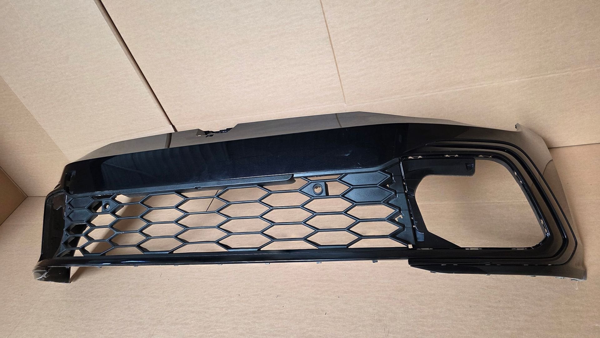 Voorbumper VW Golf 8 VIII GTI GTD GTE 5H0807221G Volkswagen, Gebruikt, -, Ophalen of Verzenden, Bumper