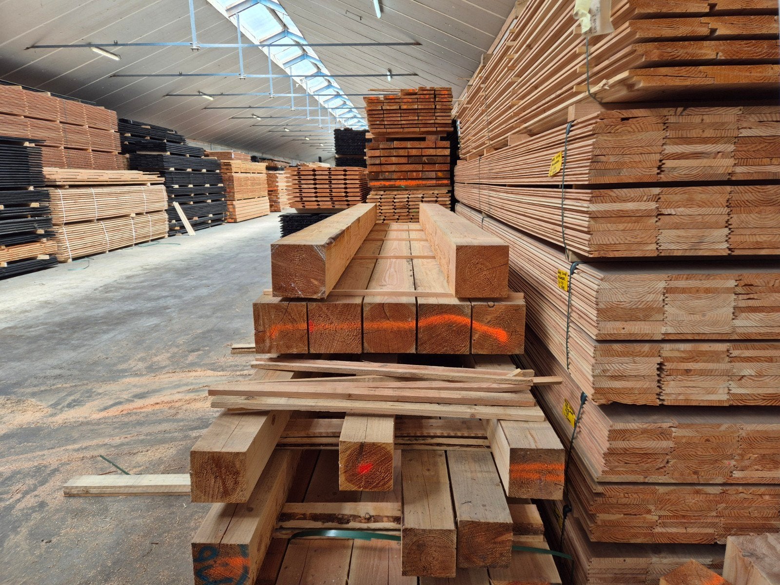 Te koop mooie douglas balken 20x20cm €20 per m1, Ophalen, Nieuw, Hout