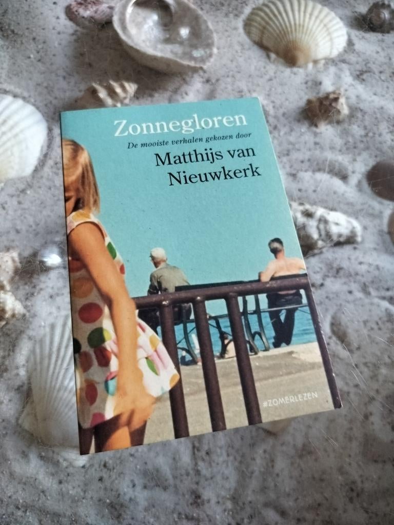Zonnegloren - mooiste verhalen gekozen Matthijs van Nieuwker, Ophalen of Verzenden, Gelezen