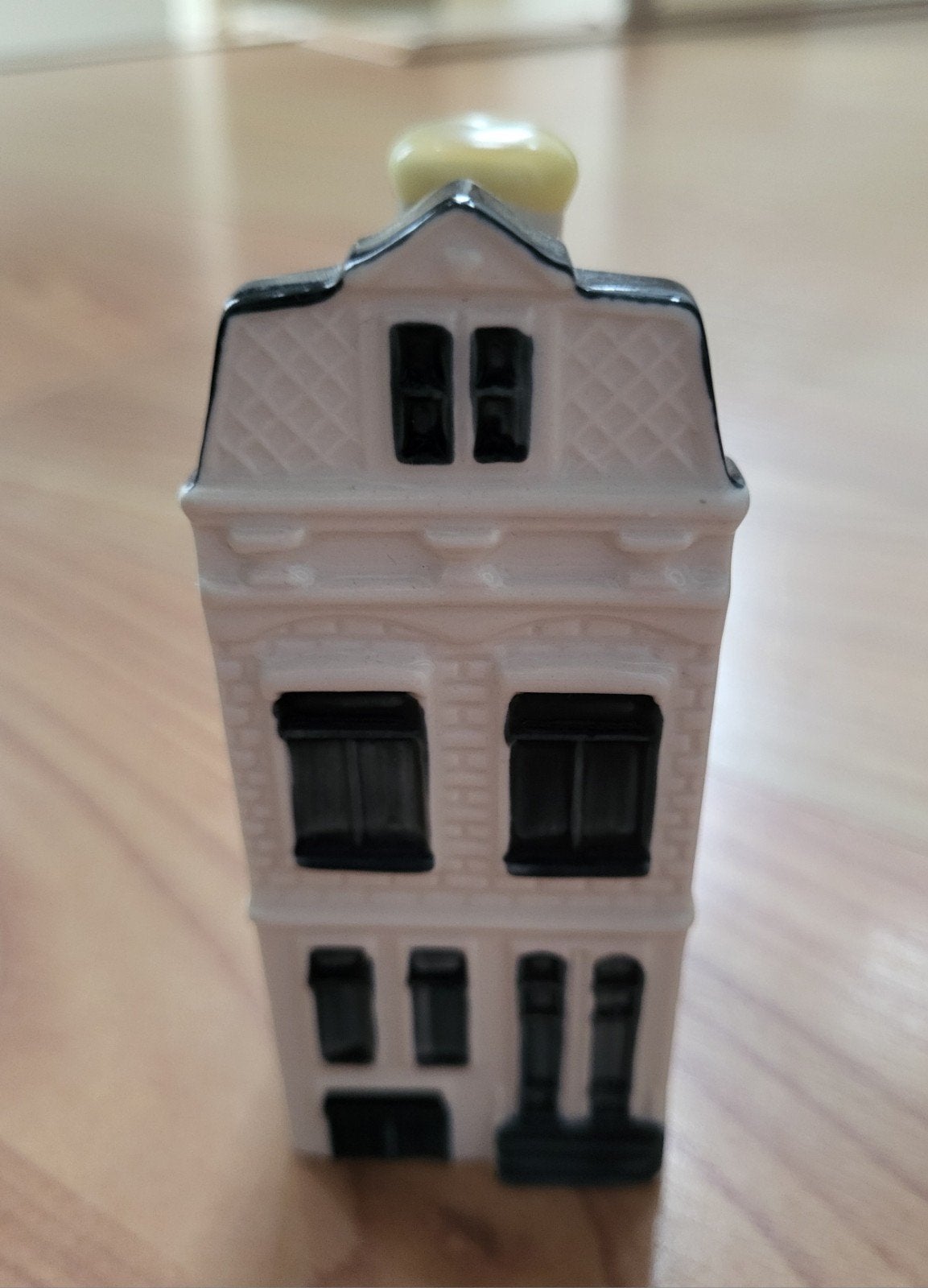 KLM huisje Bols nr. 71, gevuld en verzegeld, Ophalen of Verzenden, Zo goed als nieuw, 61 t/m 80, Gevuld