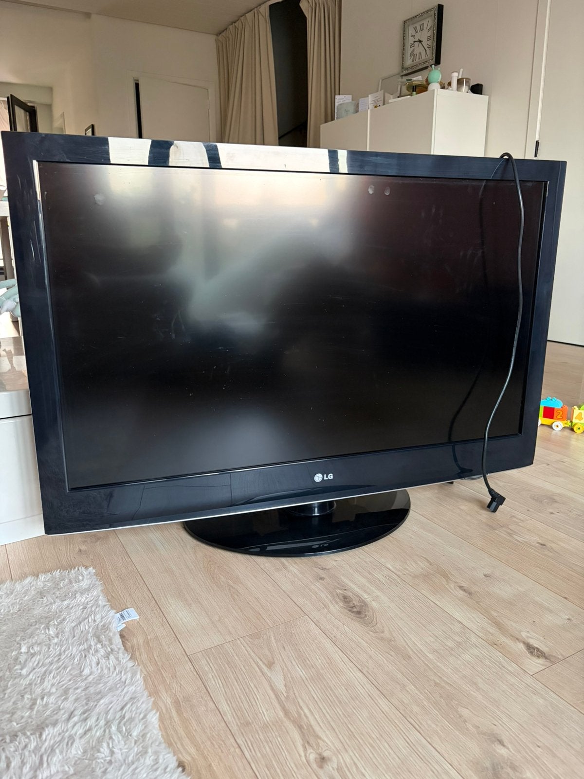 LG 42 inch tv, Audio, Tv en Foto, Televisies, Ophalen, 50 Hz, Zo goed als nieuw, 100 cm of meer