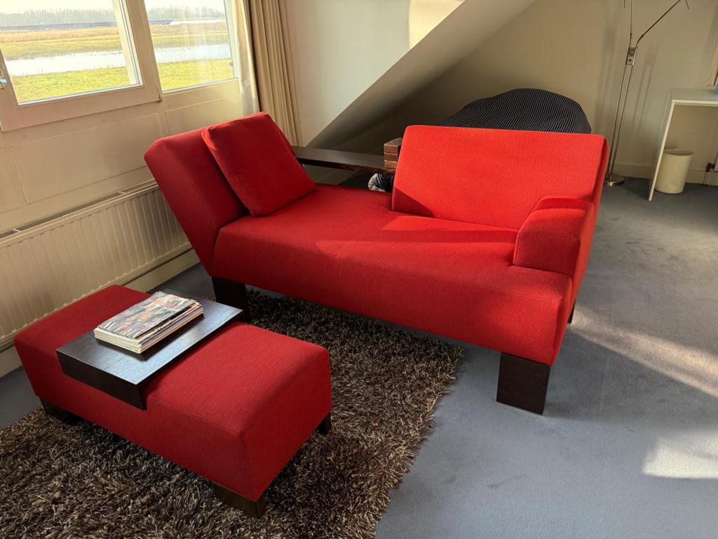Moderne bank met hocker (merk Wittmann), Ophalen, Gebruikt, 150 tot 200 cm, Tweepersoons
