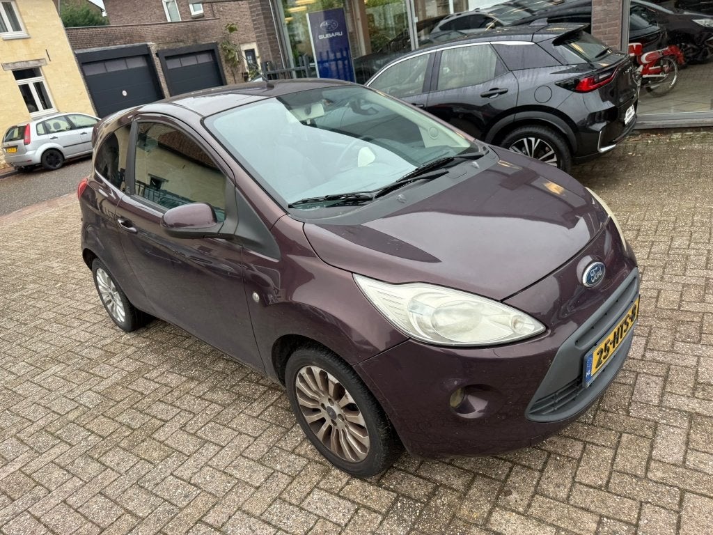 Ford Ka 1.2 Titanium, Auto's, Gebruikt, 1242 cc, 4 cilinders, 4 stoelen