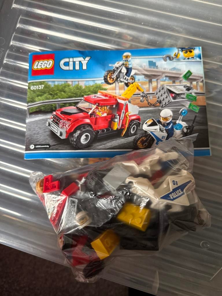 LEGO City 60137 Sleepwagen Achtervolging, Ophalen of Verzenden, Zo goed als nieuw, Complete set, Lego
