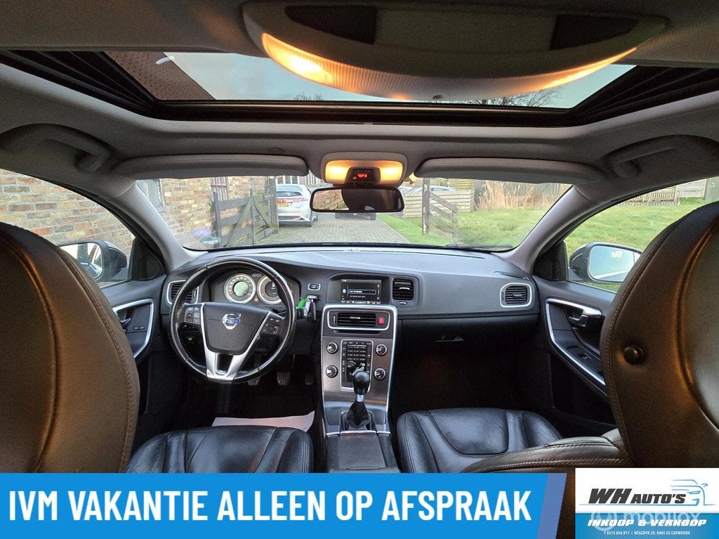 Volvo V60 1.6 T4 Summum 180pk | Xenon | open dak| Trekhaak, Auto's, Volvo, Voorwielaandrijving, 15 km/l, Gebruikt, 4 cilinders