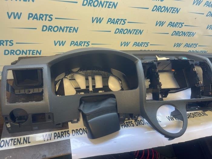 Dashboard van een Volkswagen Transporter, Gebruikt, -, -, -