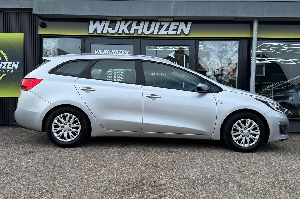 Kia Cee'd Sportswagon 1.6 CRDi Business Navigator met Airco, Voorwielaandrijving, Stof, Gebruikt, 4 cilinders
