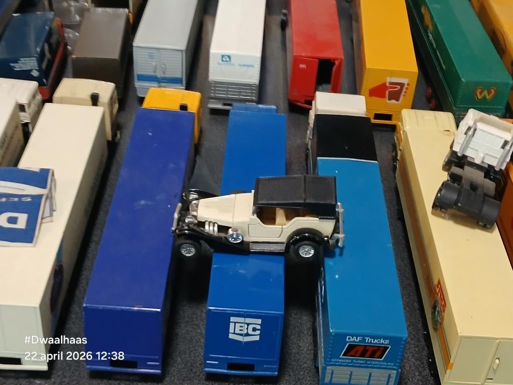 DAF modelauto's en vrachtwagens - Vaste prijs per stuk, Ophalen, Gebruikt, Overige typen, Overige merken